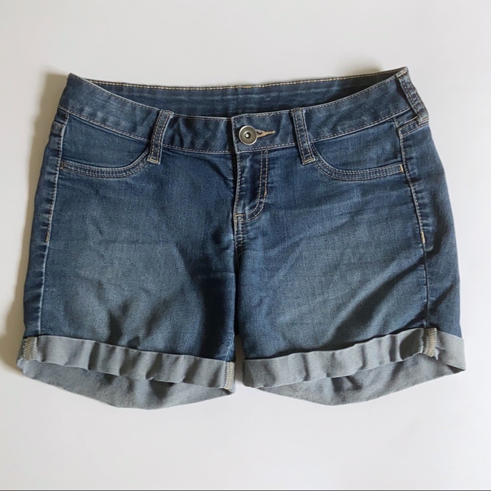 City Streets Stretch Denim Jean Shorts Size 3